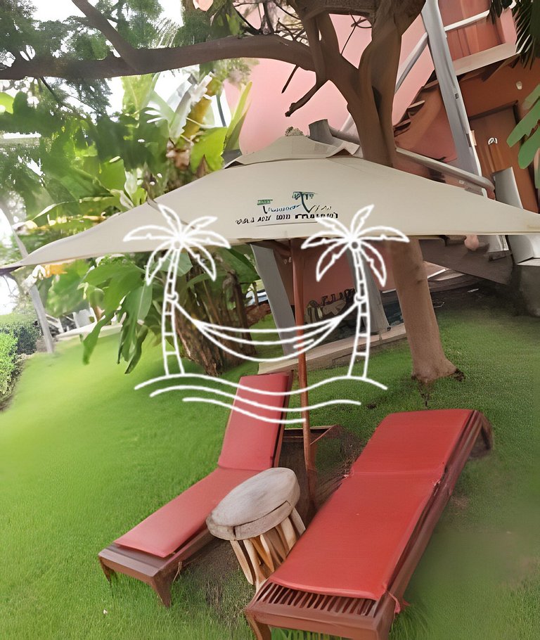 Oásis: Estúdio c/ Ofurô Aquecido p/3 Pessoas