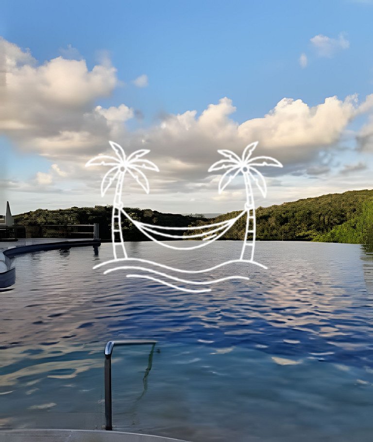 Oásis: Estúdio c/ Ofurô Aquecido p/3 Pessoas